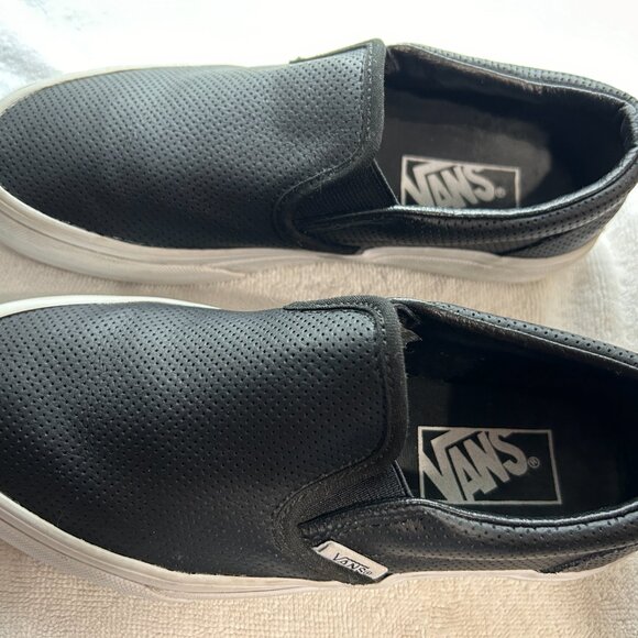 Vans Classic Slip-On Perforated Leather Shoe Black - Picture 8 of 8